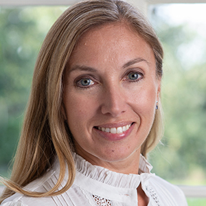 Head shot of Sandra Bates smiling into camera