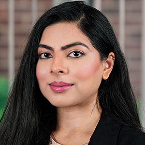 Head shot of Anneka Stephens looking into camera